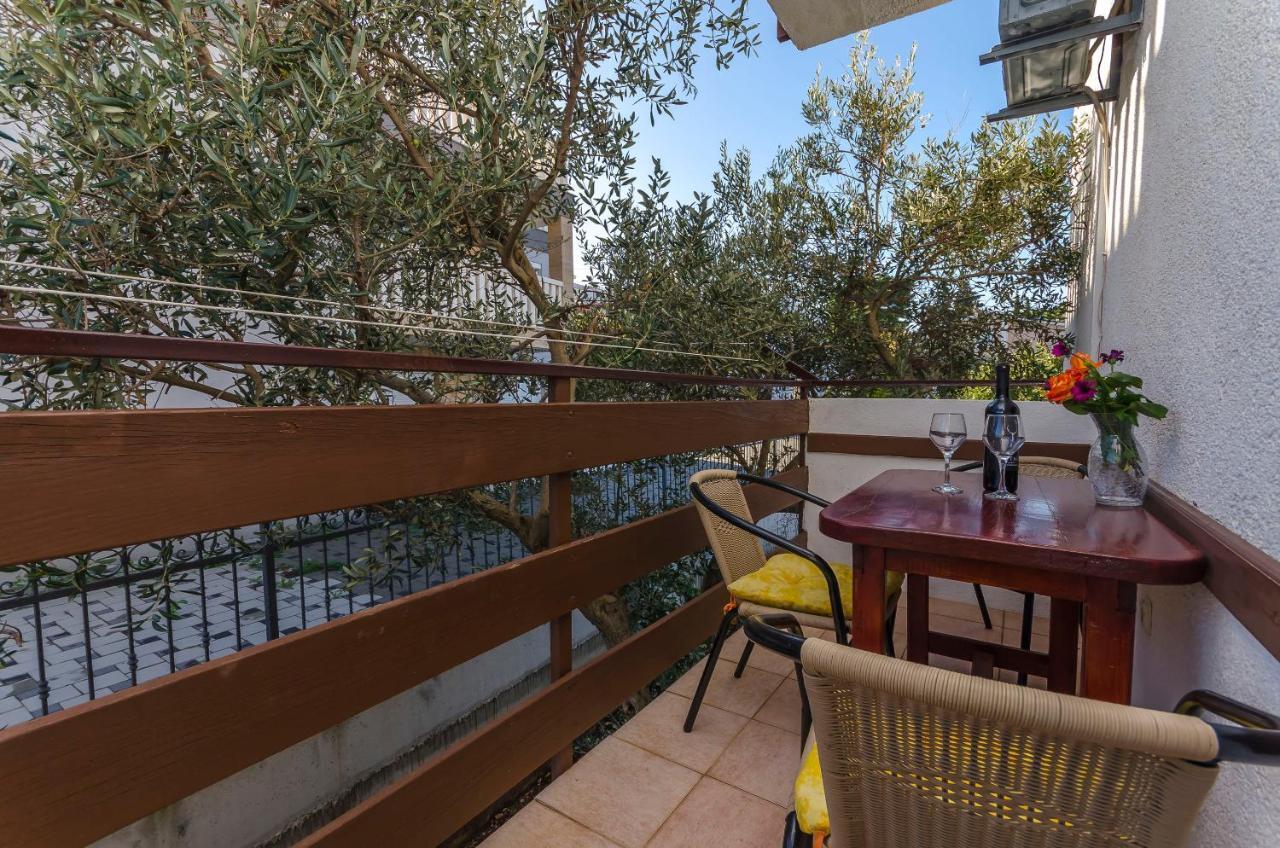 Apartments Tomislav Trogir Exterior foto