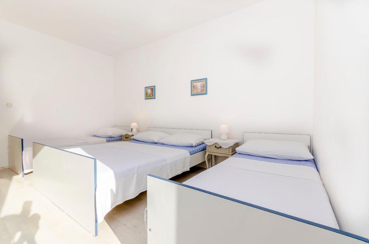 Apartments Tomislav Trogir Exterior foto